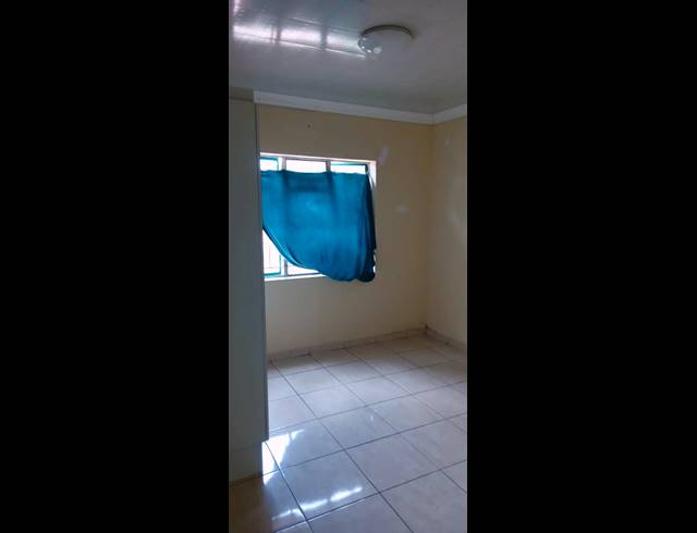 2 BEDROOM HOUSE TO LET IN SONLAND PARK